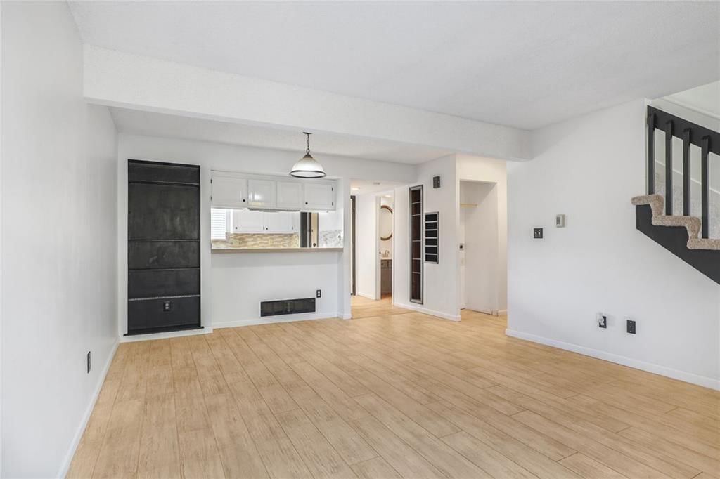 6418 W 51st Terrace — photo 5