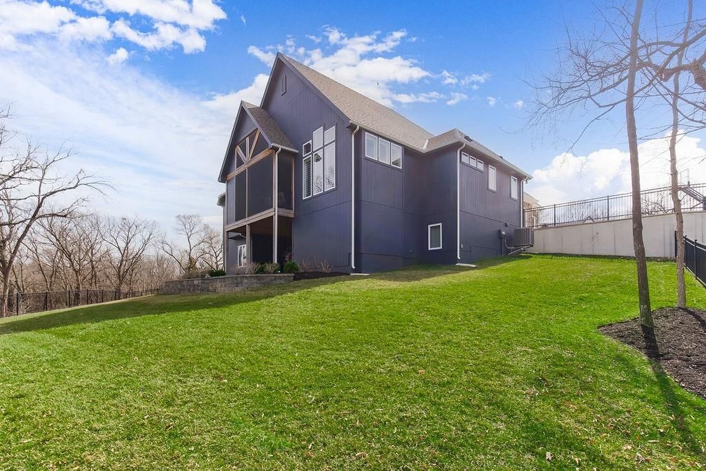 9422 Marion Street — photo 44