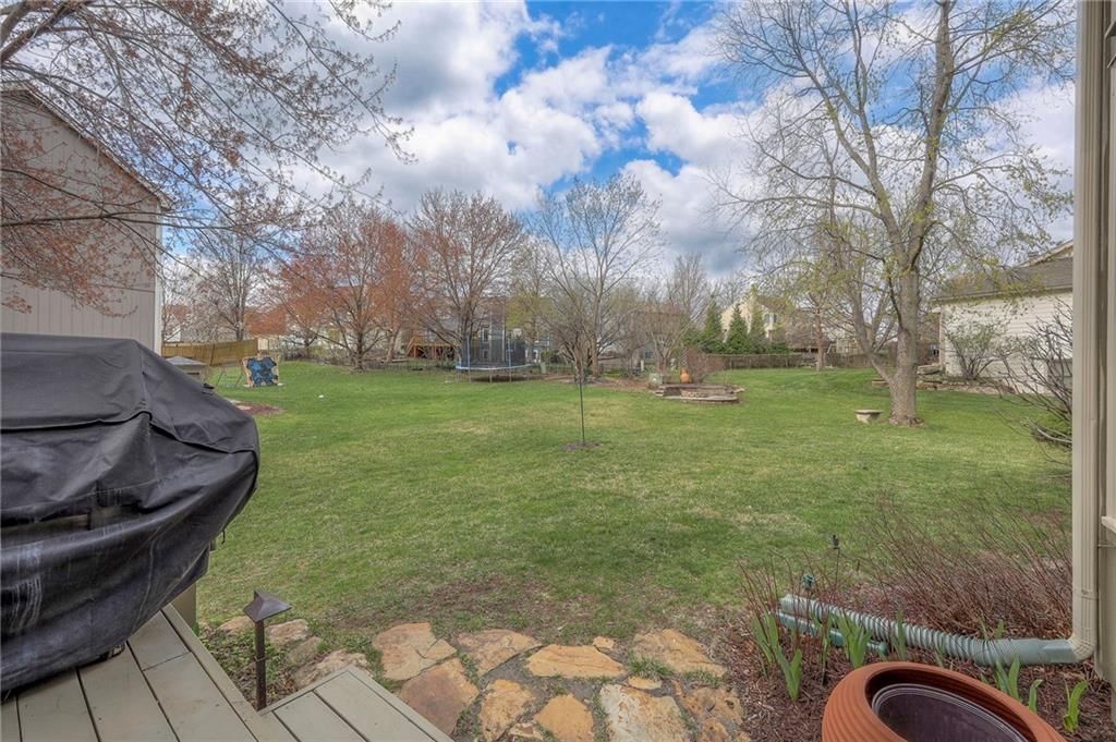 4601 Grove Drive — photo 36