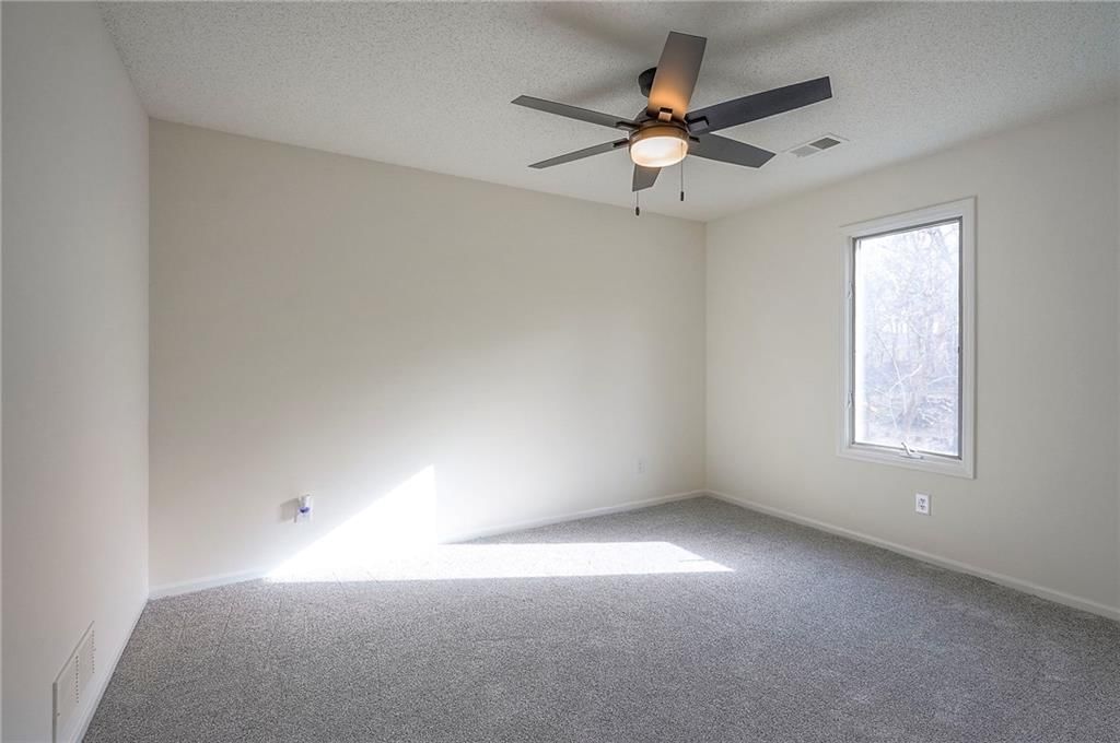 3541 N Wabash Avenue — photo 18