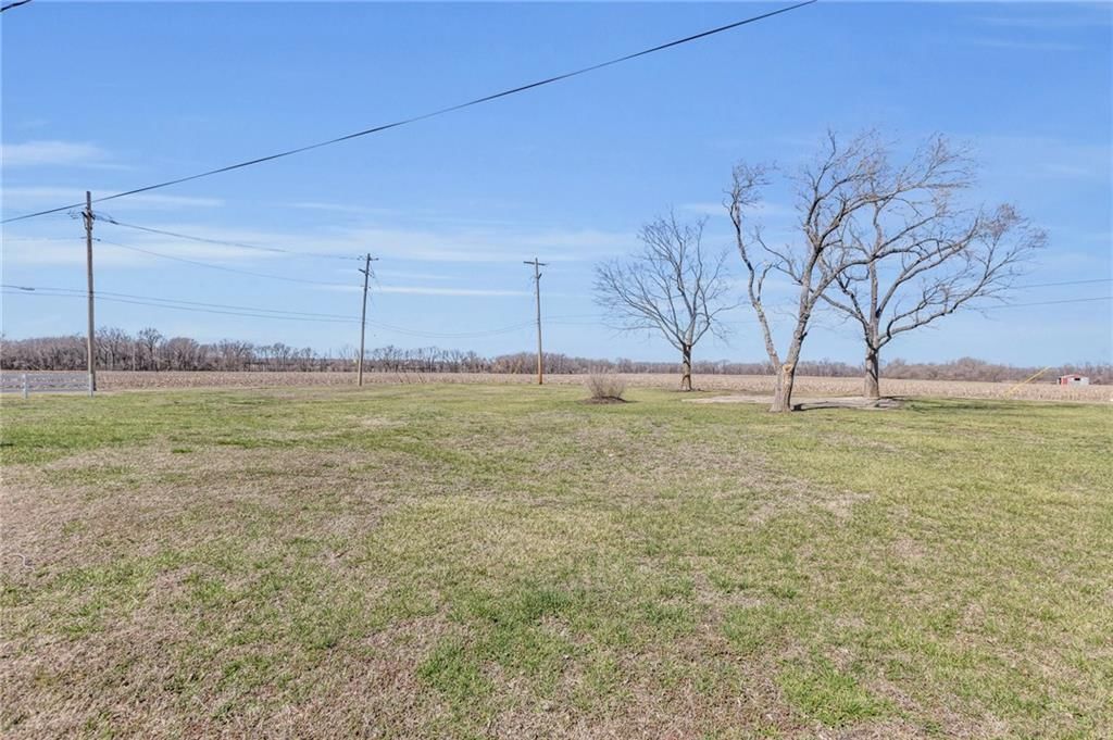 1838 US 54 Highway — photo 32