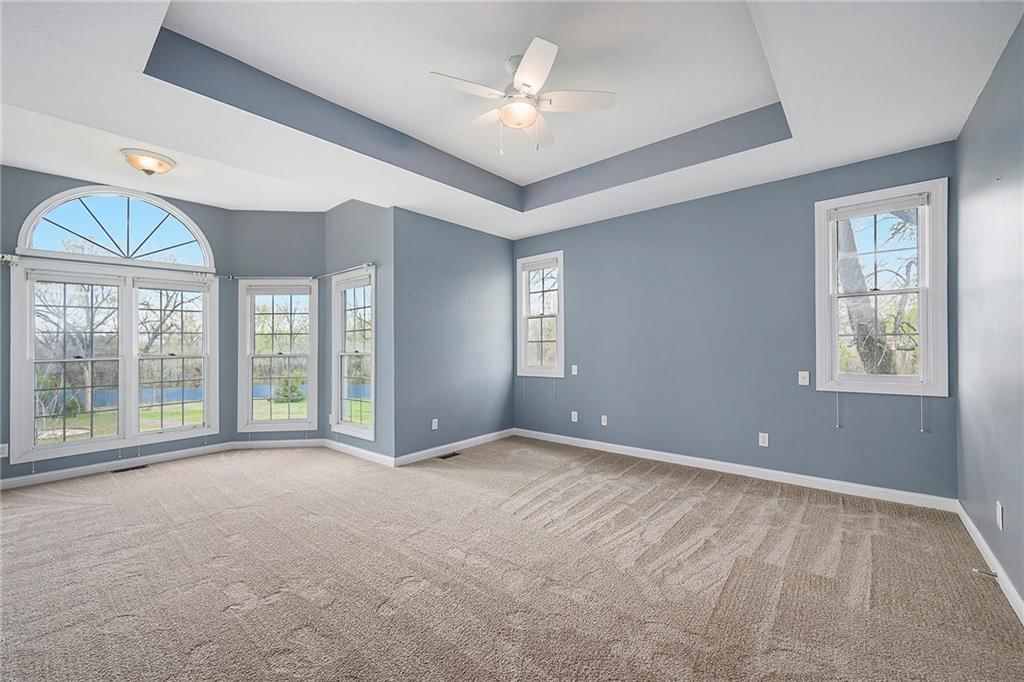 9875 Pin Oak Circle — photo 24