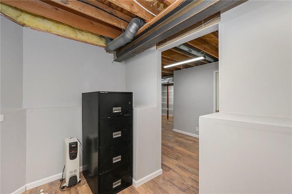 9875 Pin Oak Circle — photo 45