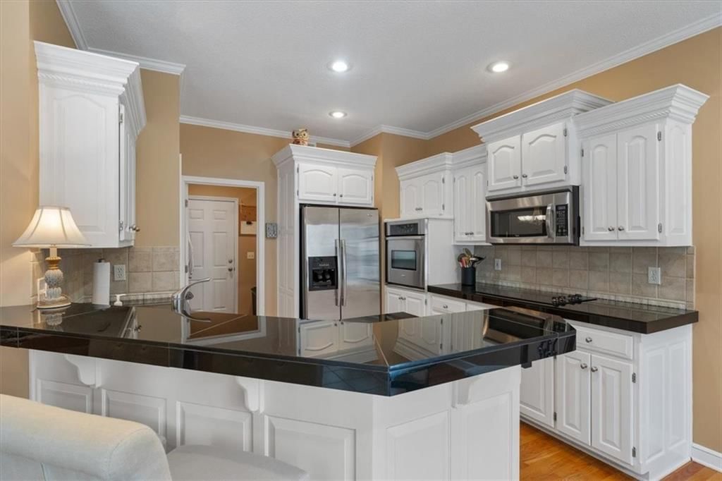 7409 W 148th Street — photo 12