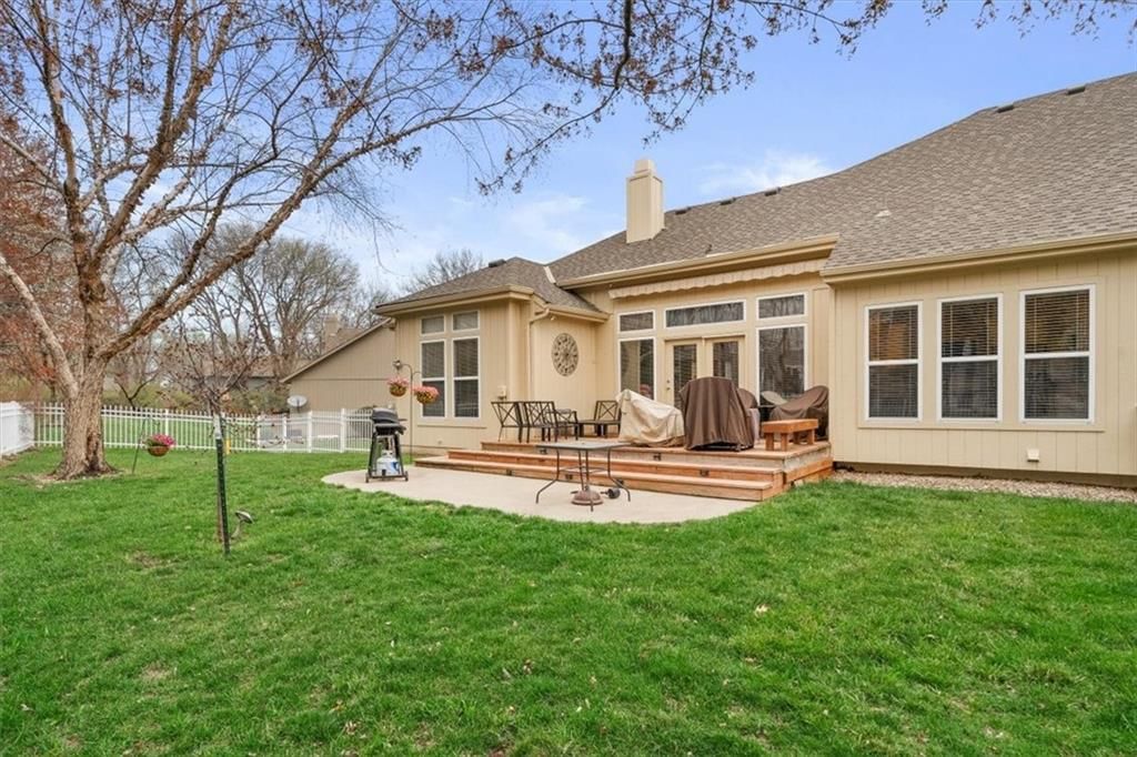 7409 W 148th Street — photo 25