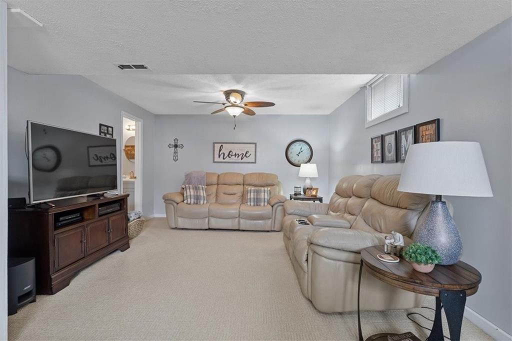210 Carol Avenue — photo 23
