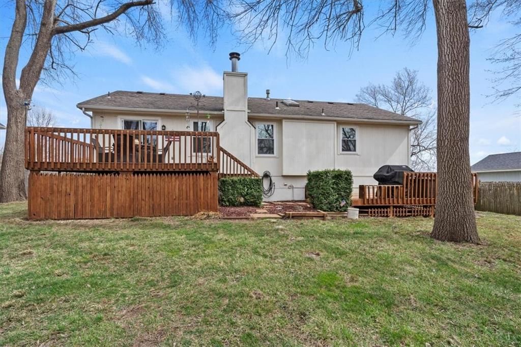 210 Carol Avenue — photo 29