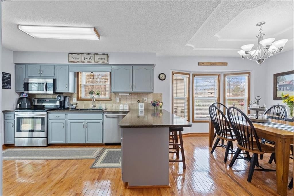 210 Carol Avenue — photo 9