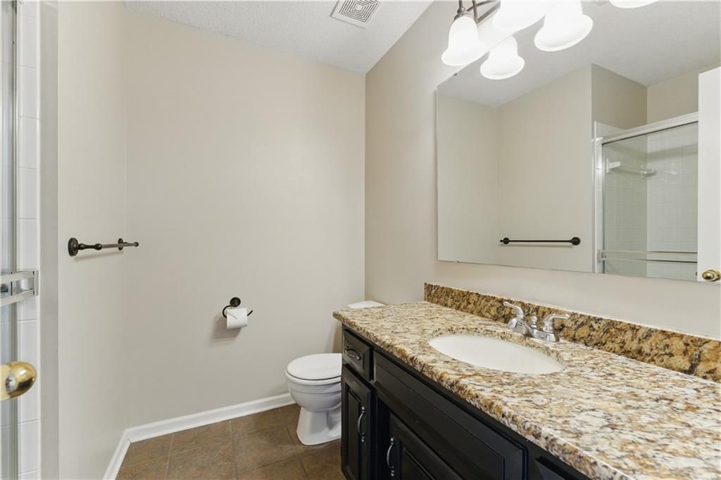 6511 W 150th Street — photo 30