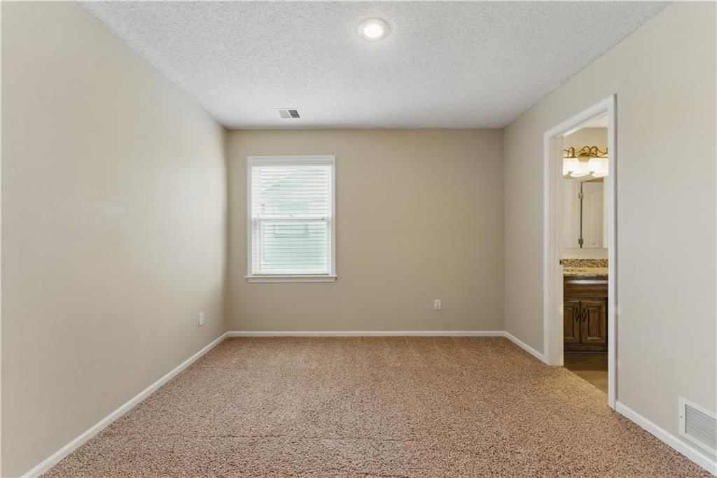 6511 W 150th Street — photo 31