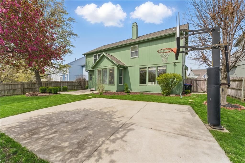 6511 W 150th Street — photo 49