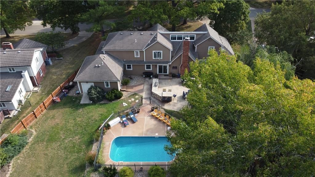 10318 Sagamore Road — photo 48