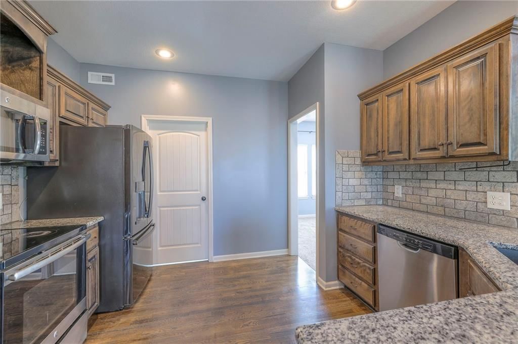 1517 Northpoint Avenue — photo 17