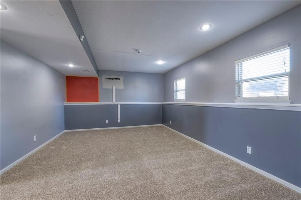 1517 Northpoint Avenue — photo 35