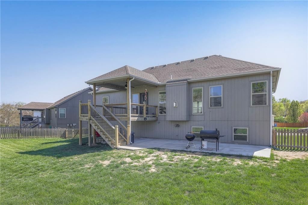 1517 Northpoint Avenue — photo 49