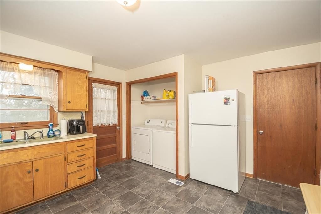 131 Santa Fe Drive — photo 8