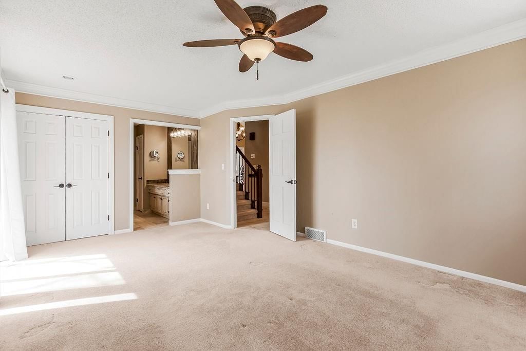 9821 BETSY ROSS Lane — photo 17