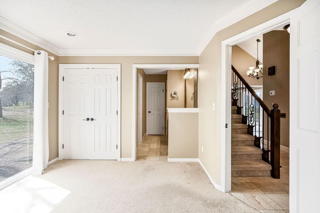 9821 BETSY ROSS Lane — photo 20