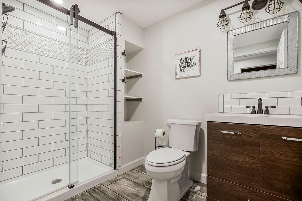 9821 BETSY ROSS Lane — photo 24