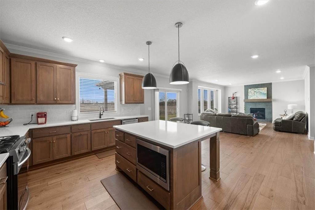 524 SE Carter Road — photo 8