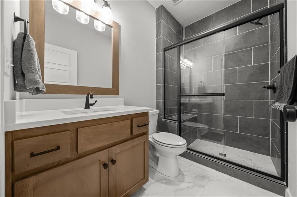 524 SE Carter Road — photo 10