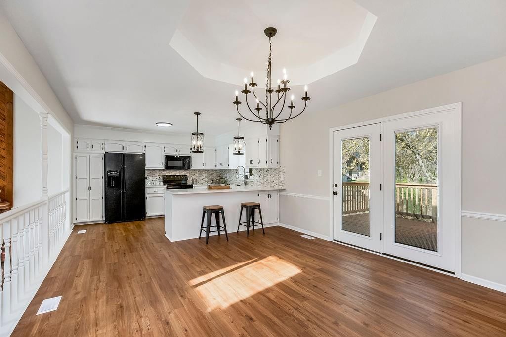 1204 Campbell Avenue — photo 13