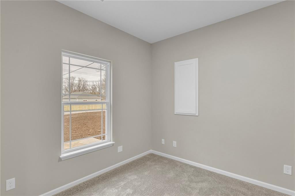 844 E Hamblin Street — photo 24