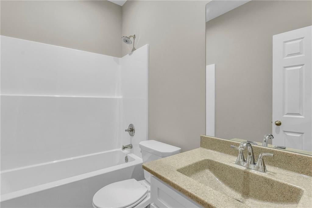 844 E Hamblin Street — photo 28