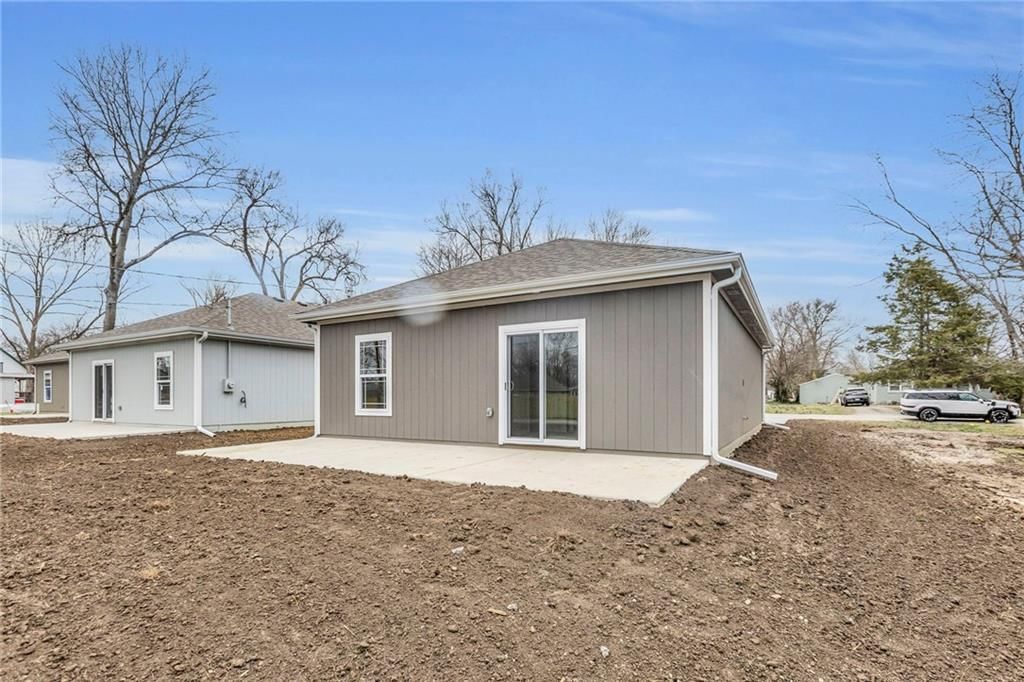 844 E Hamblin Street — photo 33