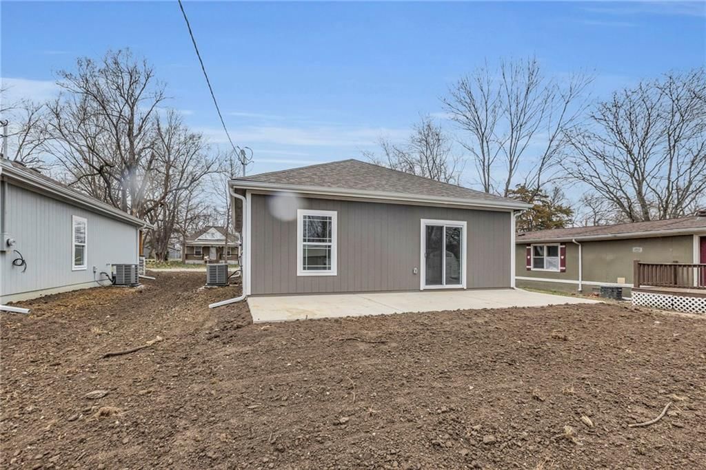 844 E Hamblin Street — photo 34
