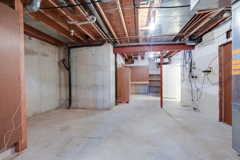 2026 NE Waterfield Place — photo 53