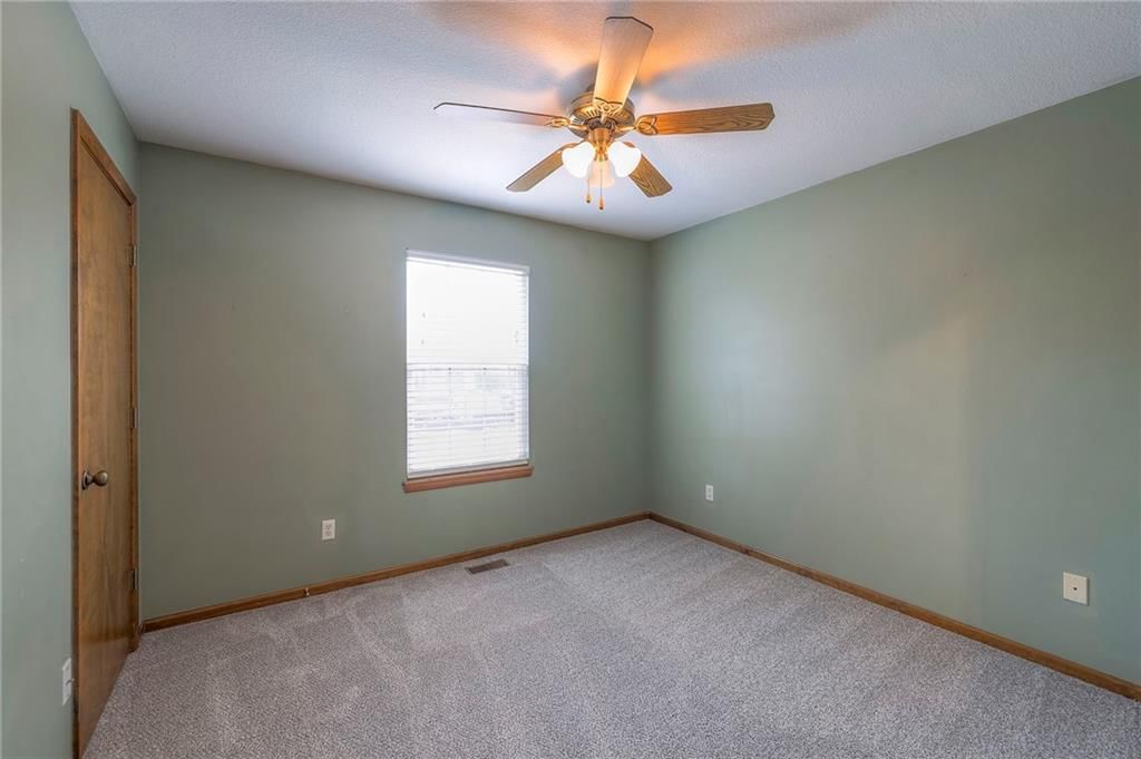 700 S Sunset Lane — photo 11