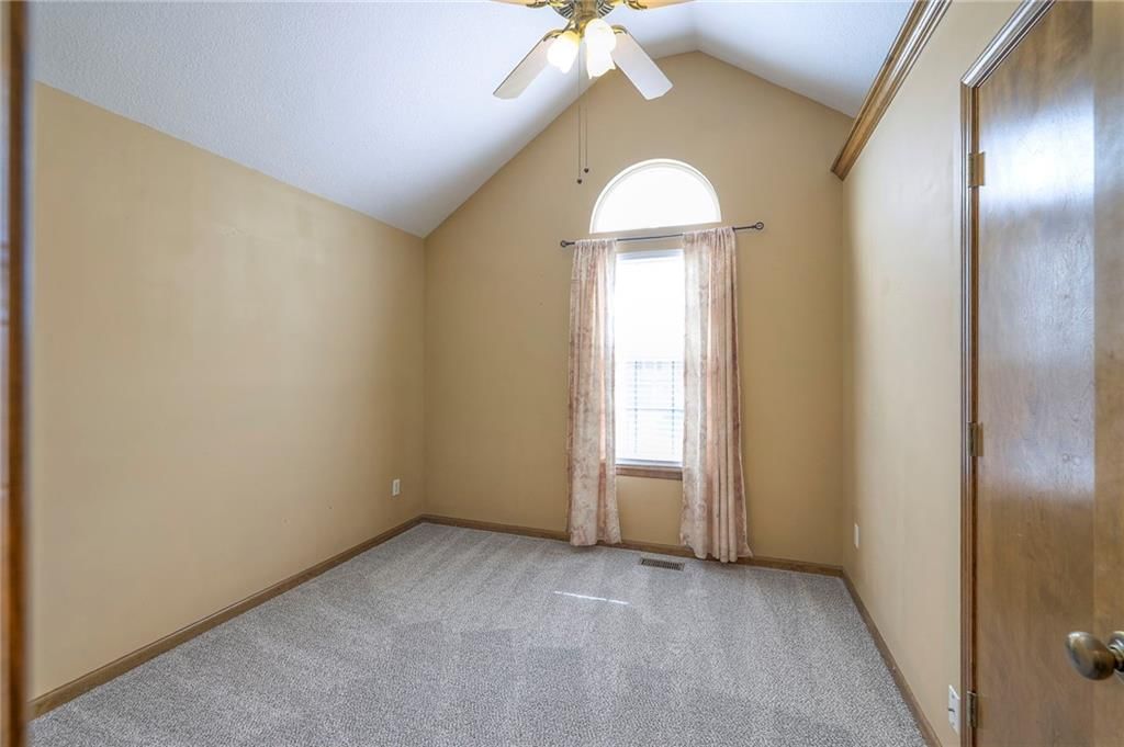 700 S Sunset Lane — photo 10