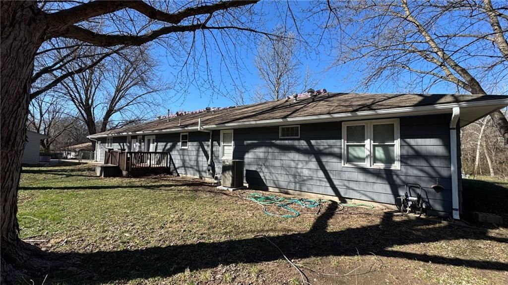 2713 Maple Avenue — photo 23