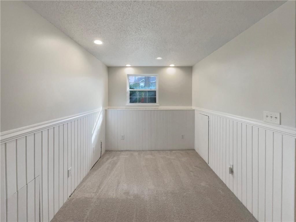 1448 Foxboro Road — photo 21
