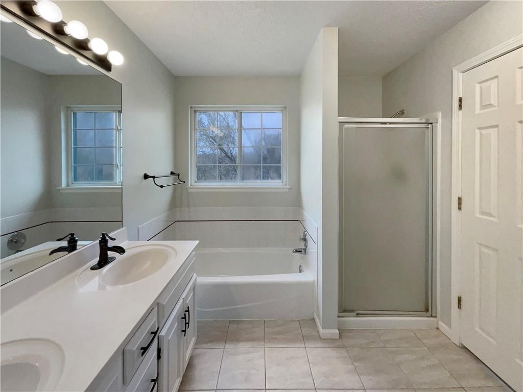 1448 Foxboro Road — photo 7