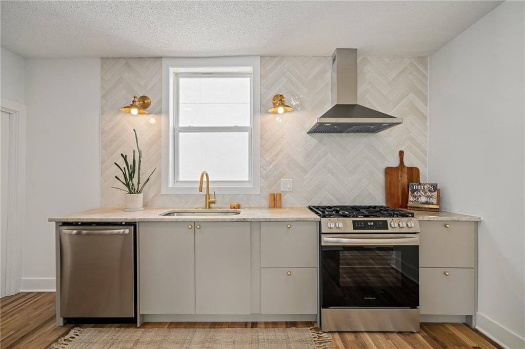 4105 Tracy Avenue — photo 11
