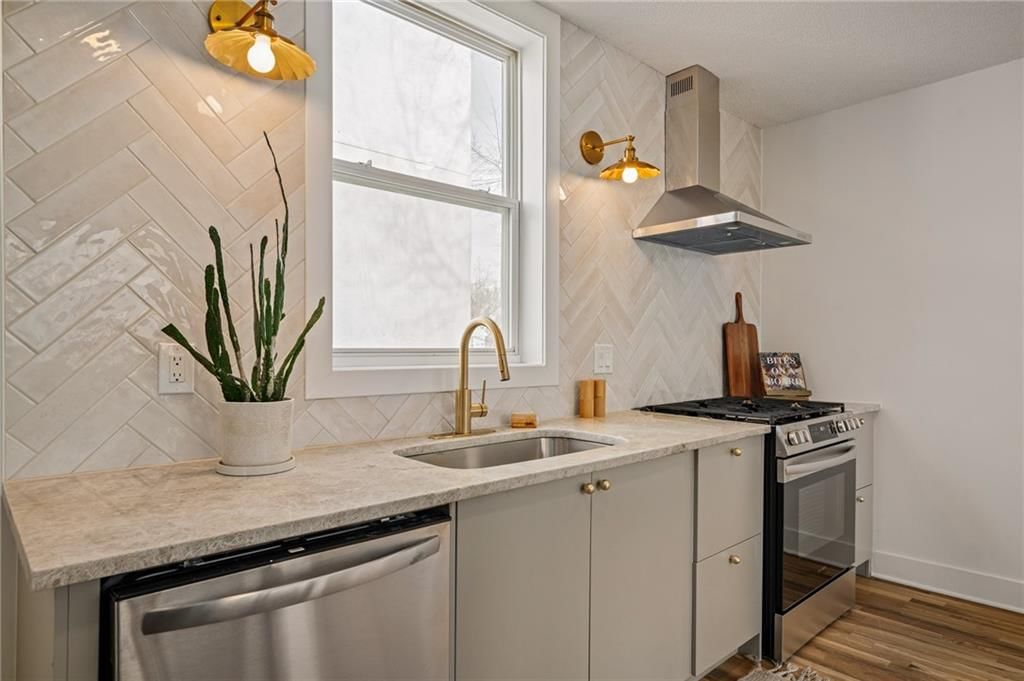 4105 Tracy Avenue — photo 12