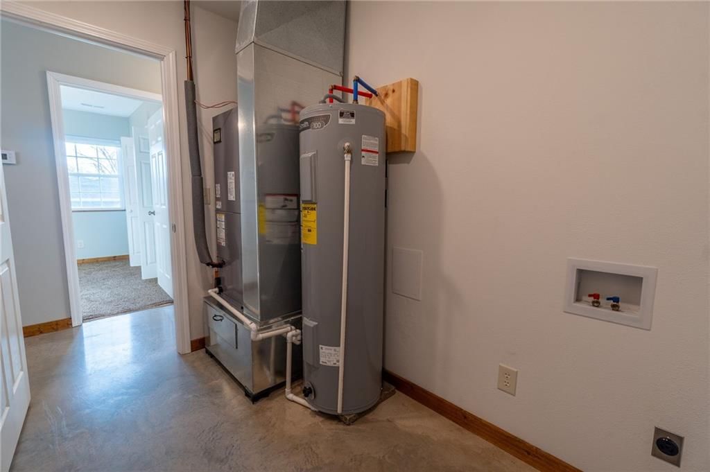 1302 Vandivert Street — photo 34