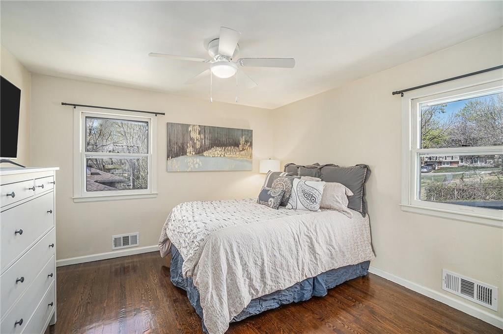 10707 Bales Avenue — photo 11