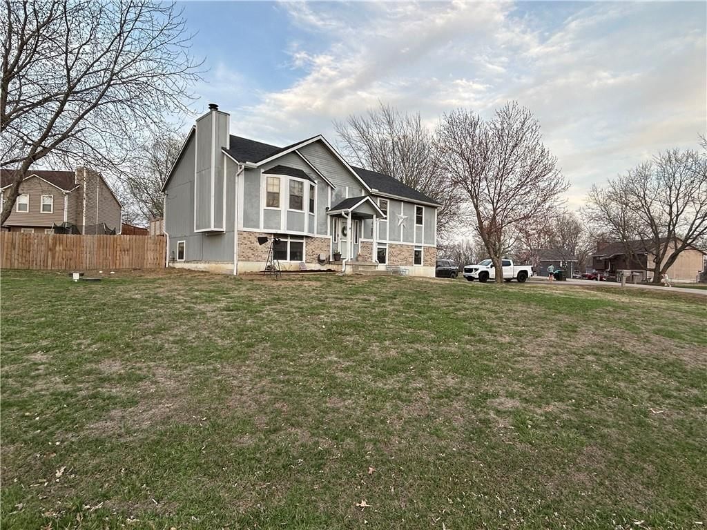 605 SE 120 Road — photo 2