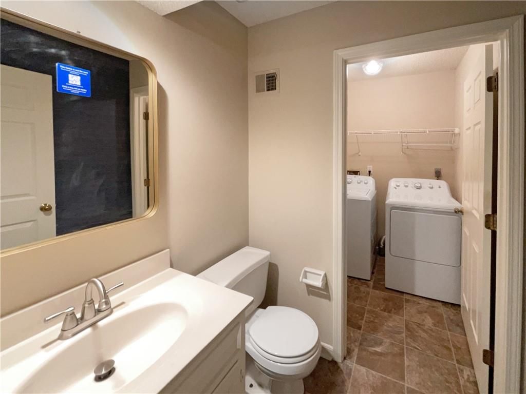 12577 Broadmoor Street — photo 11