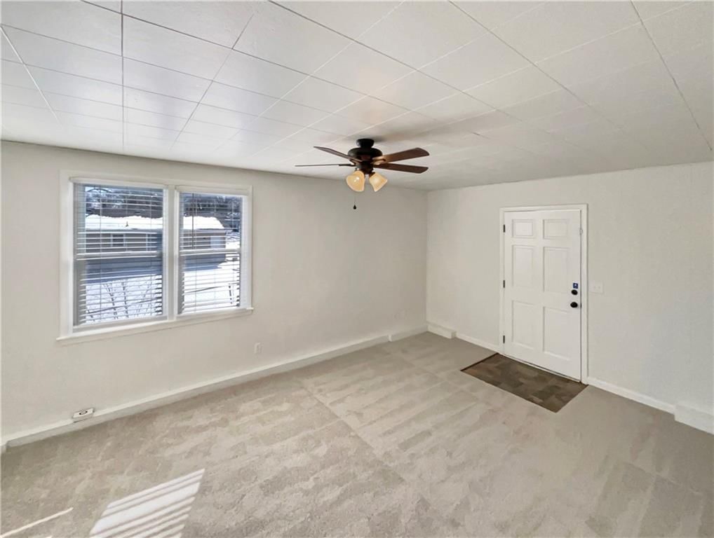 1109 S Morse Avenue — photo 19