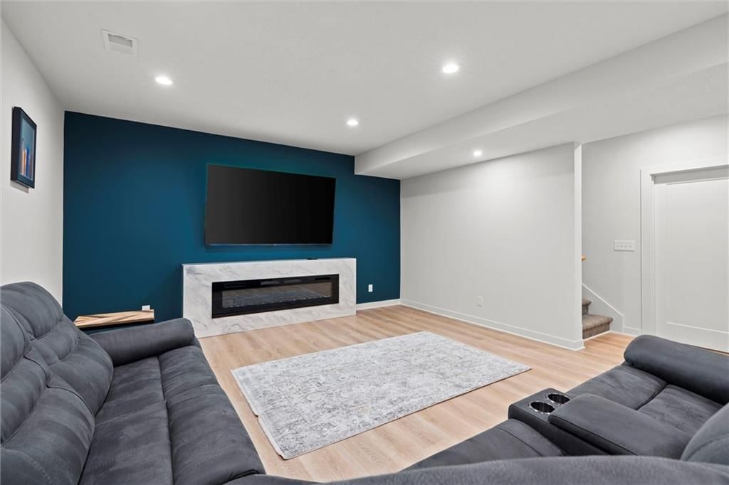 10530 N Hawthorne Avenue — photo 25