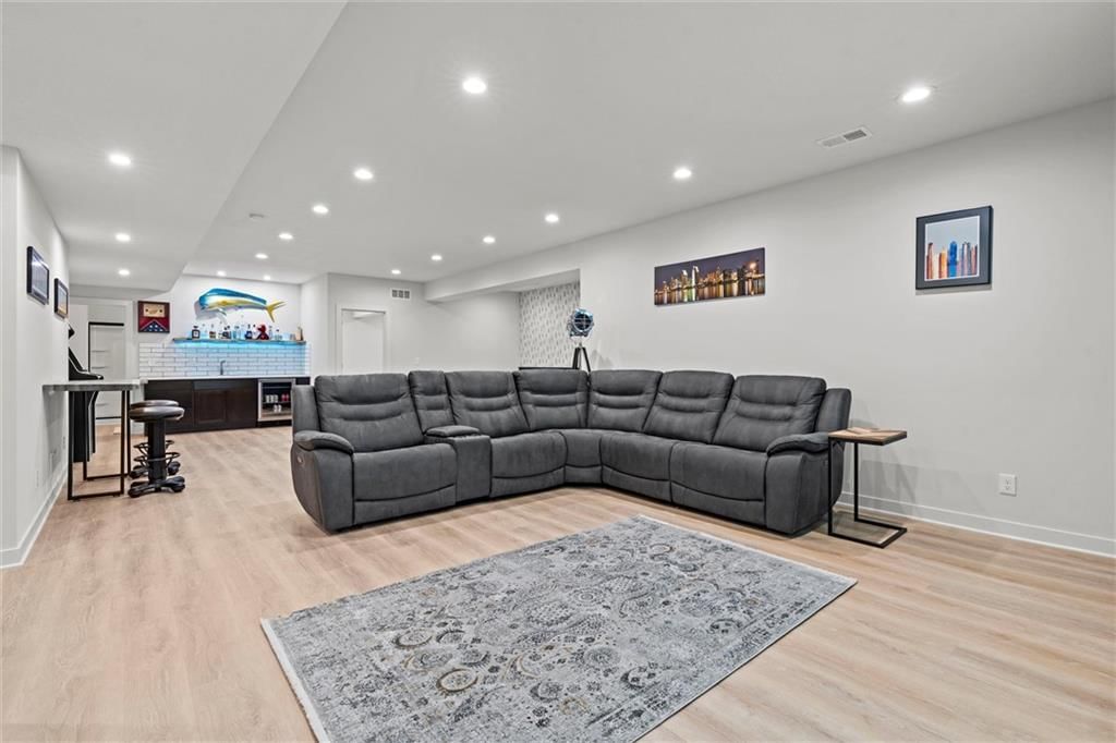 10530 N Hawthorne Avenue — photo 27