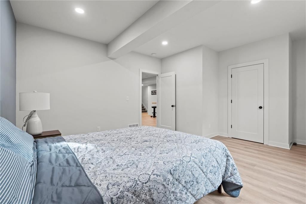 10530 N Hawthorne Avenue — photo 33