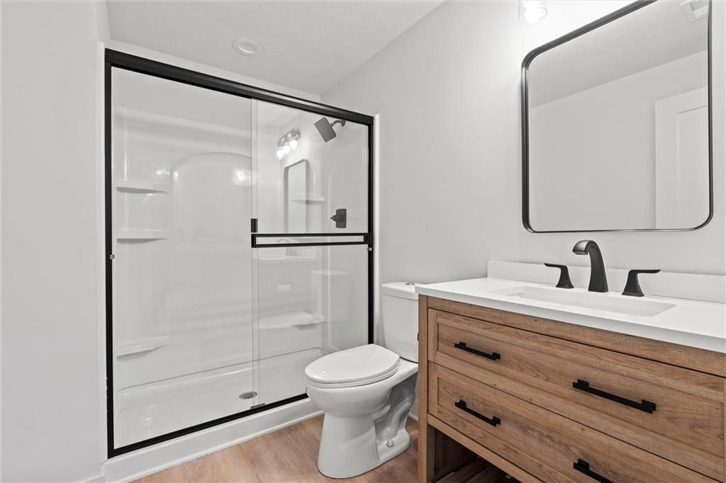 10530 N Hawthorne Avenue — photo 34