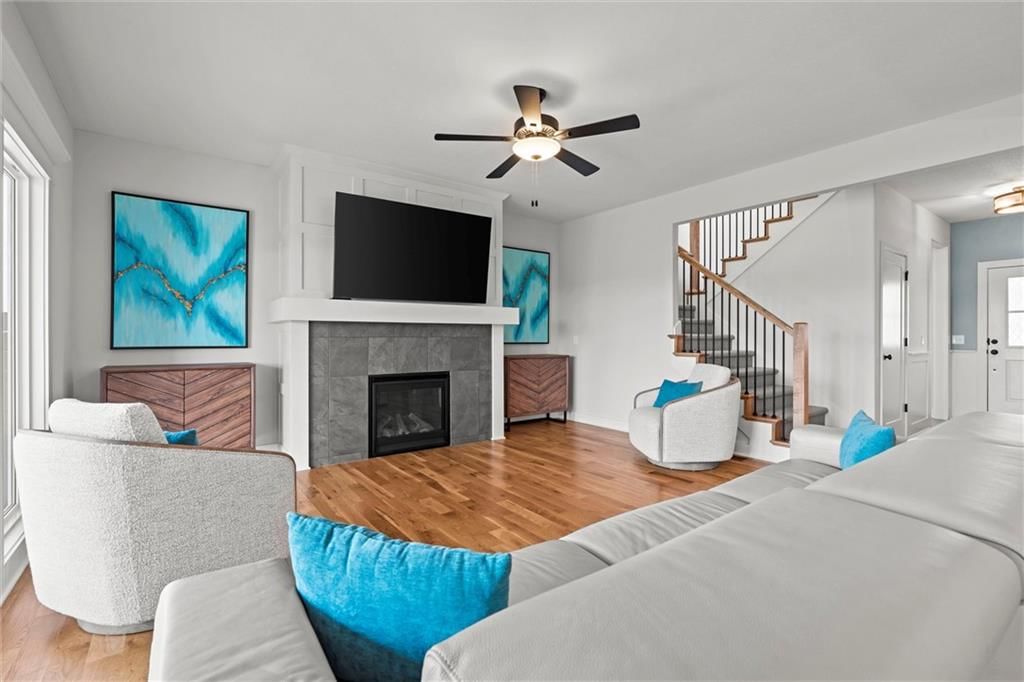 10530 N Hawthorne Avenue — photo 9