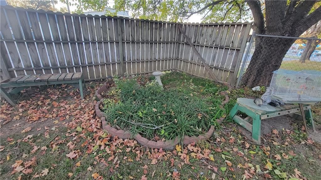 503 N Silver Street — photo 30