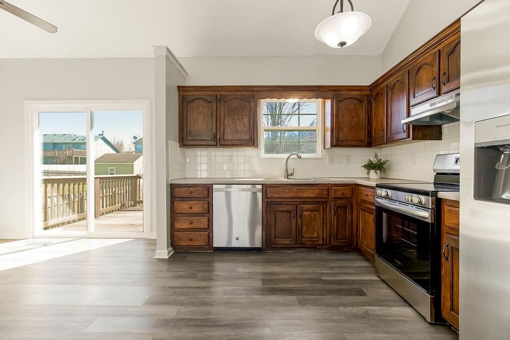113 W Sierra Drive — photo 9
